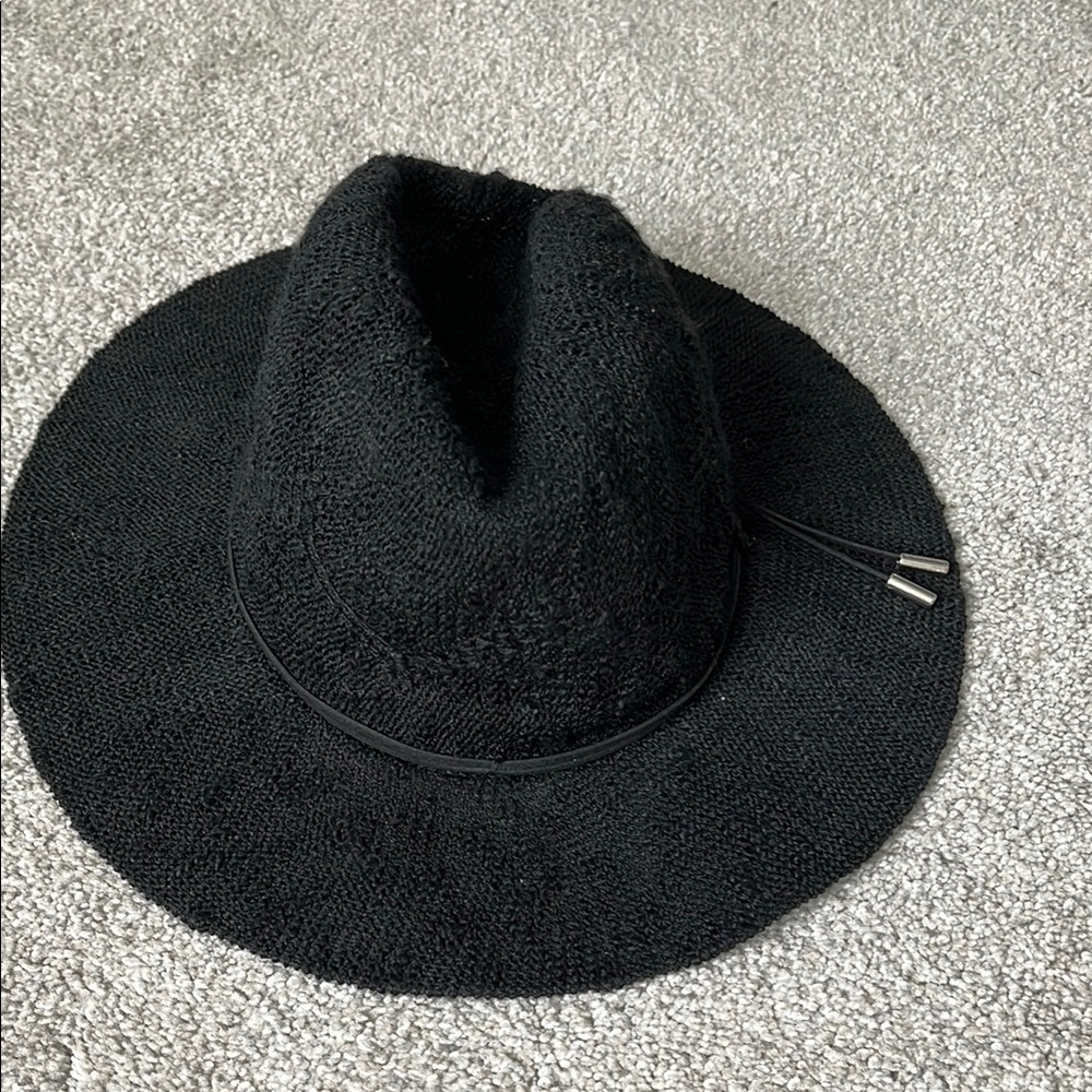 Vince Camuto Stylish Black Wide-Brim Hat
